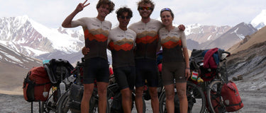 Hors du Cadre : quatre étudiants à vélo sur la route de la soie